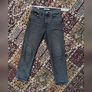 Gray Levi's Wedgie Straight size 27